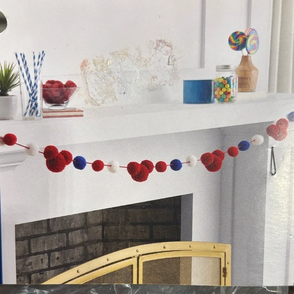 Disney Mickey Mouse Americana Garland Pom Pom - Red, White & Blue 72in GIFT NEW